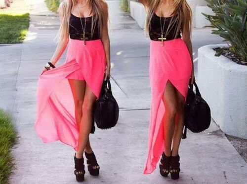 High waist skirt with a long skirt slit | Bubblestuffed
